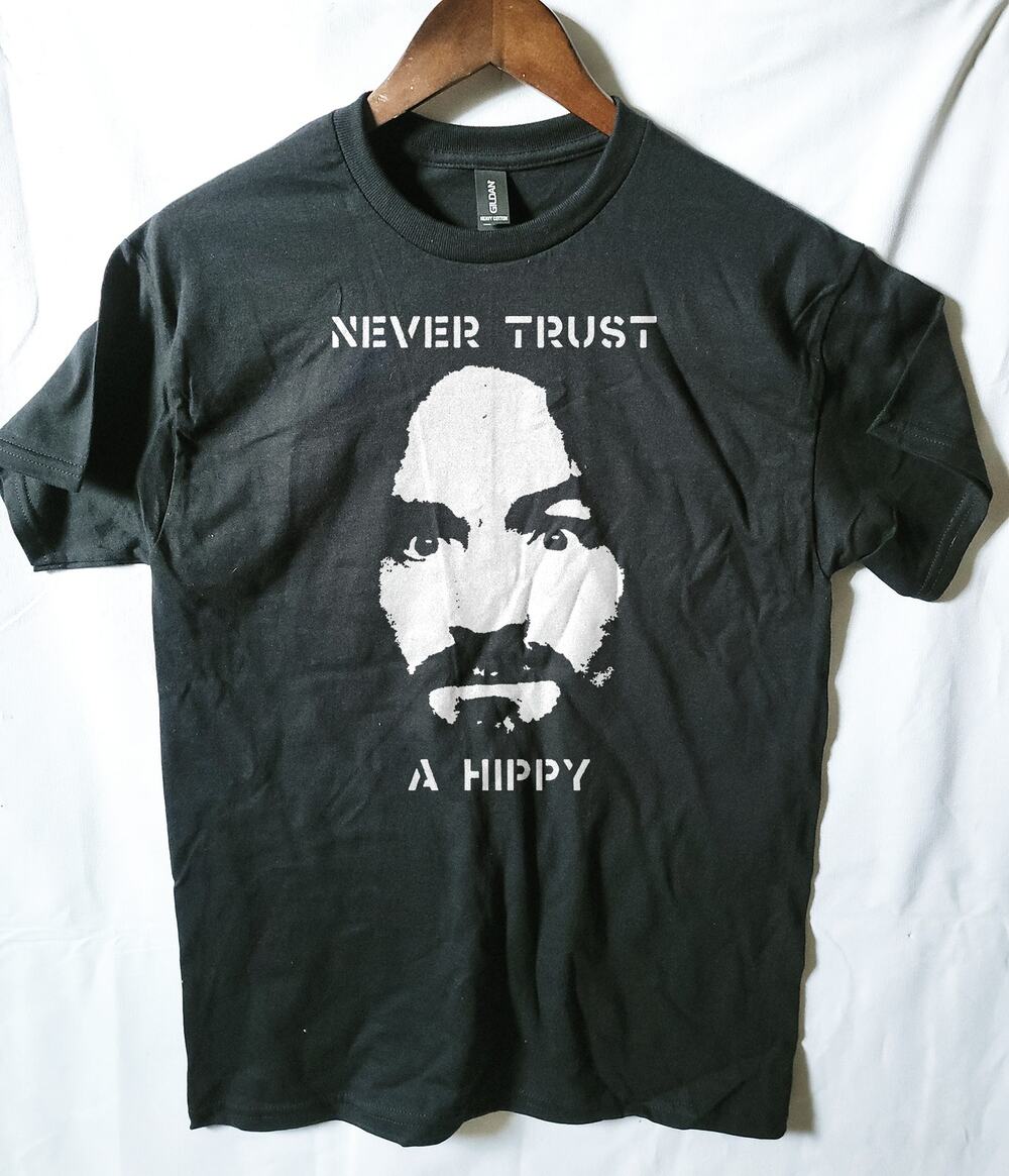 Never trust a hippy t shirt Size Medium Black